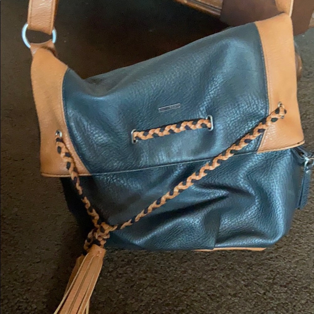 Roxy Shoulder bag - Picture 2 of 2